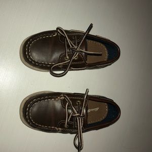 Eddie Bauer Boys Shoes Size 9